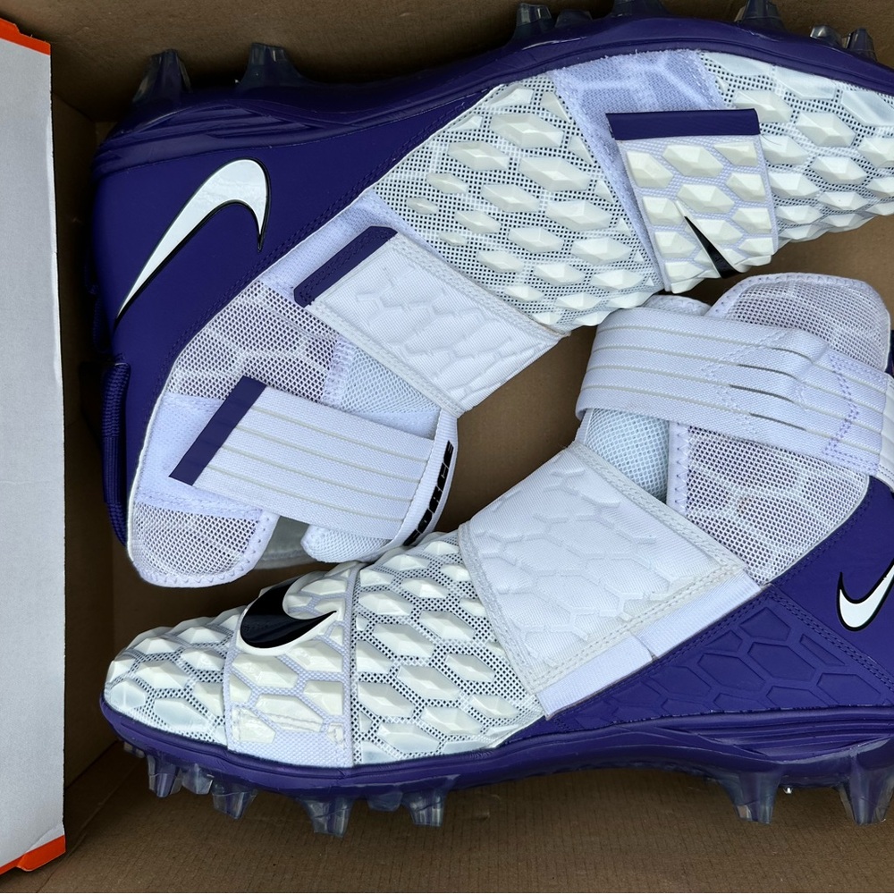 Nike football cleats -Force 1 White and New Orchid (Purple) Savage Elite 2 P NIB